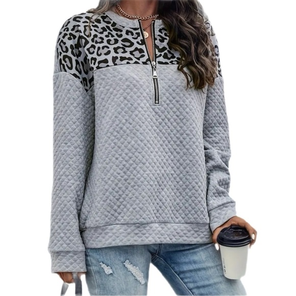 Women’s Gray Waffle Leopard Print Women's Top - Size XL - NWOT - Picture 4 of 5